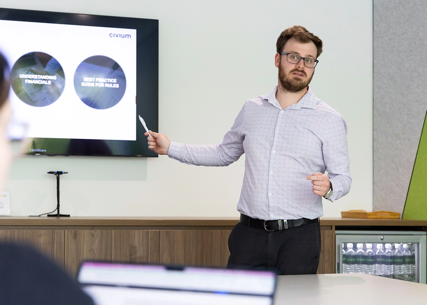 Civium manager training new staff