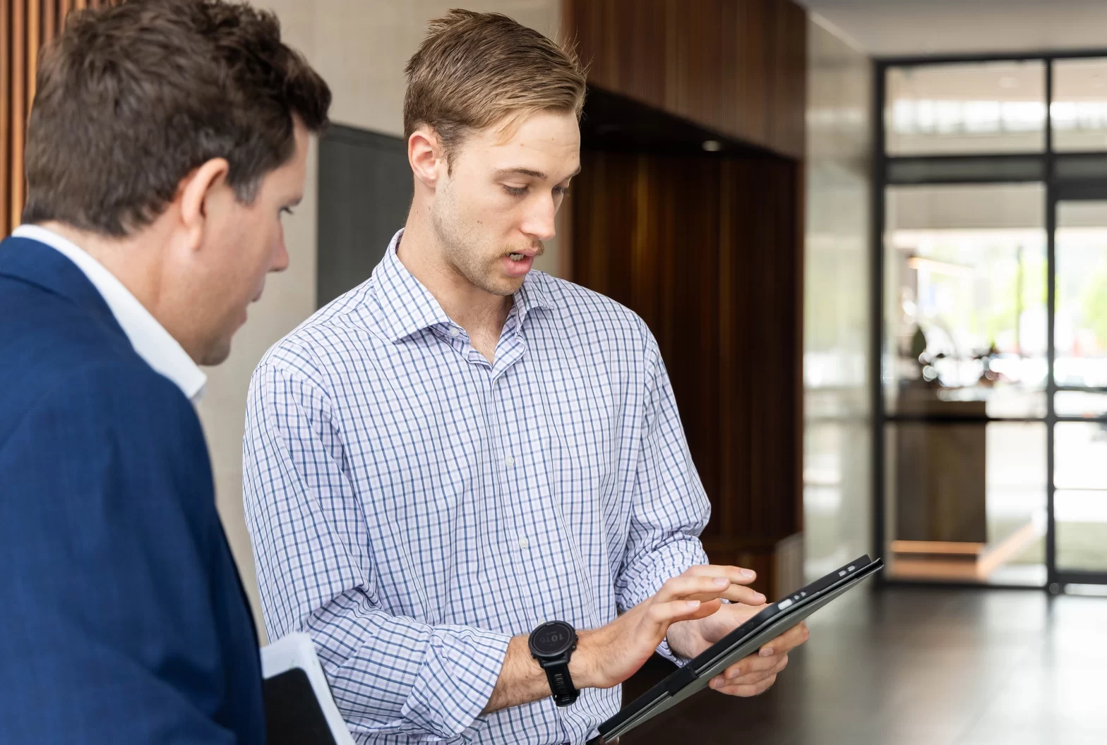 Civium commercial agents at inspection