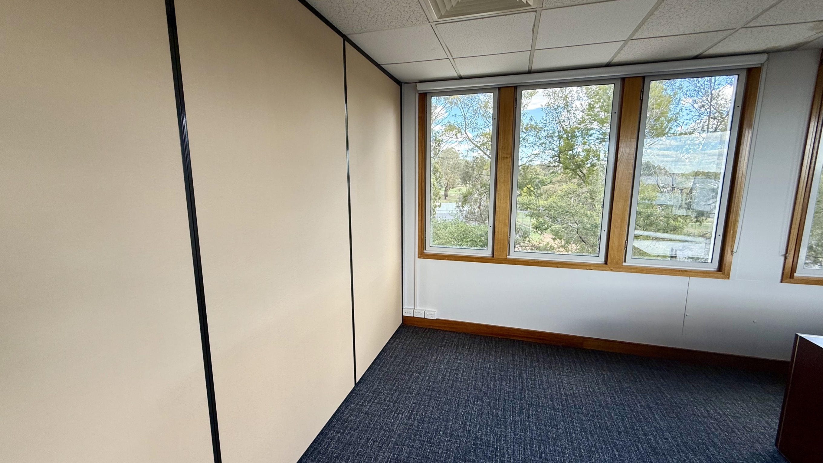 24 Napier Close, DEAKIN ACT 2600