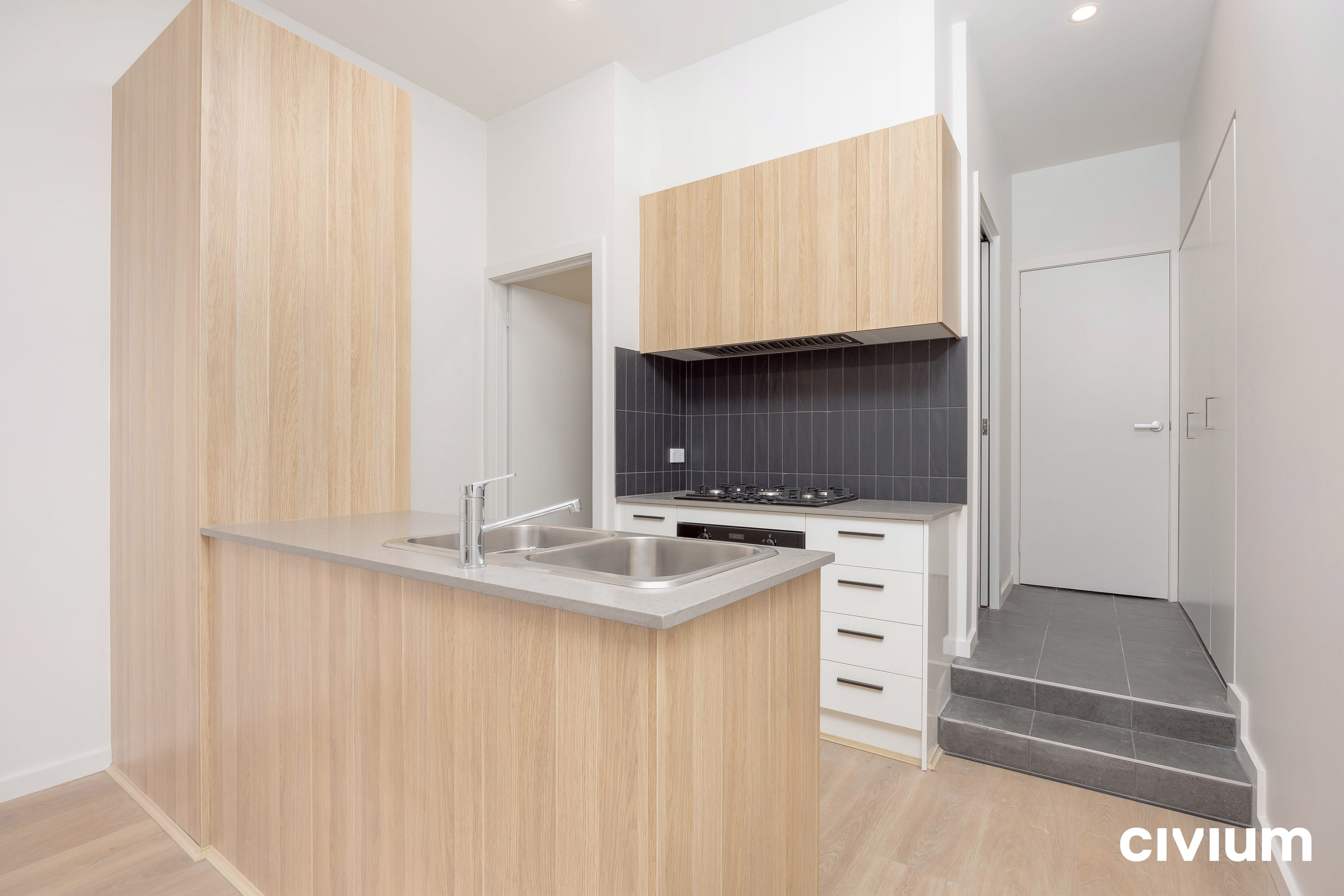 4b Opperman Avenue, Wright - Image 1